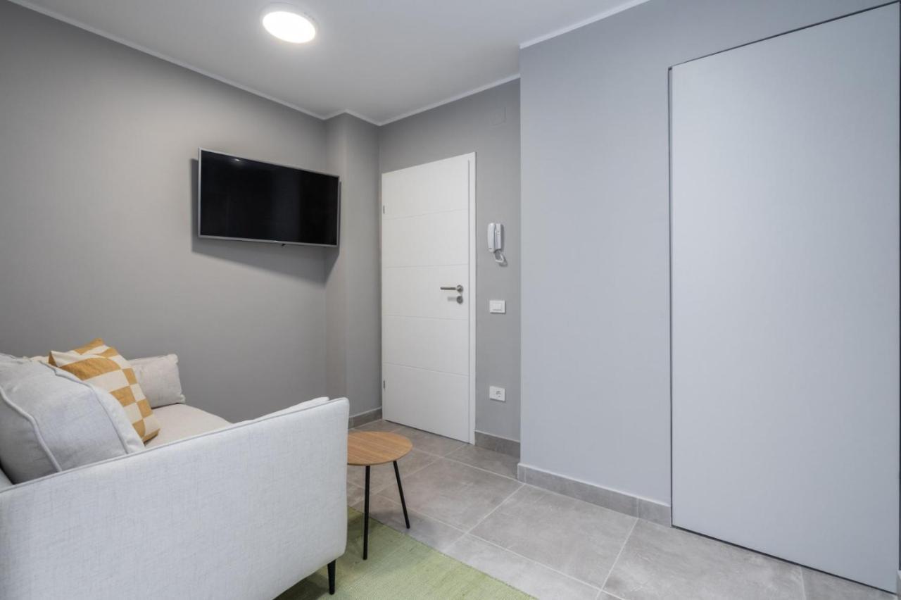 Alfie Center Apartment Bukarest Eksteriør billede